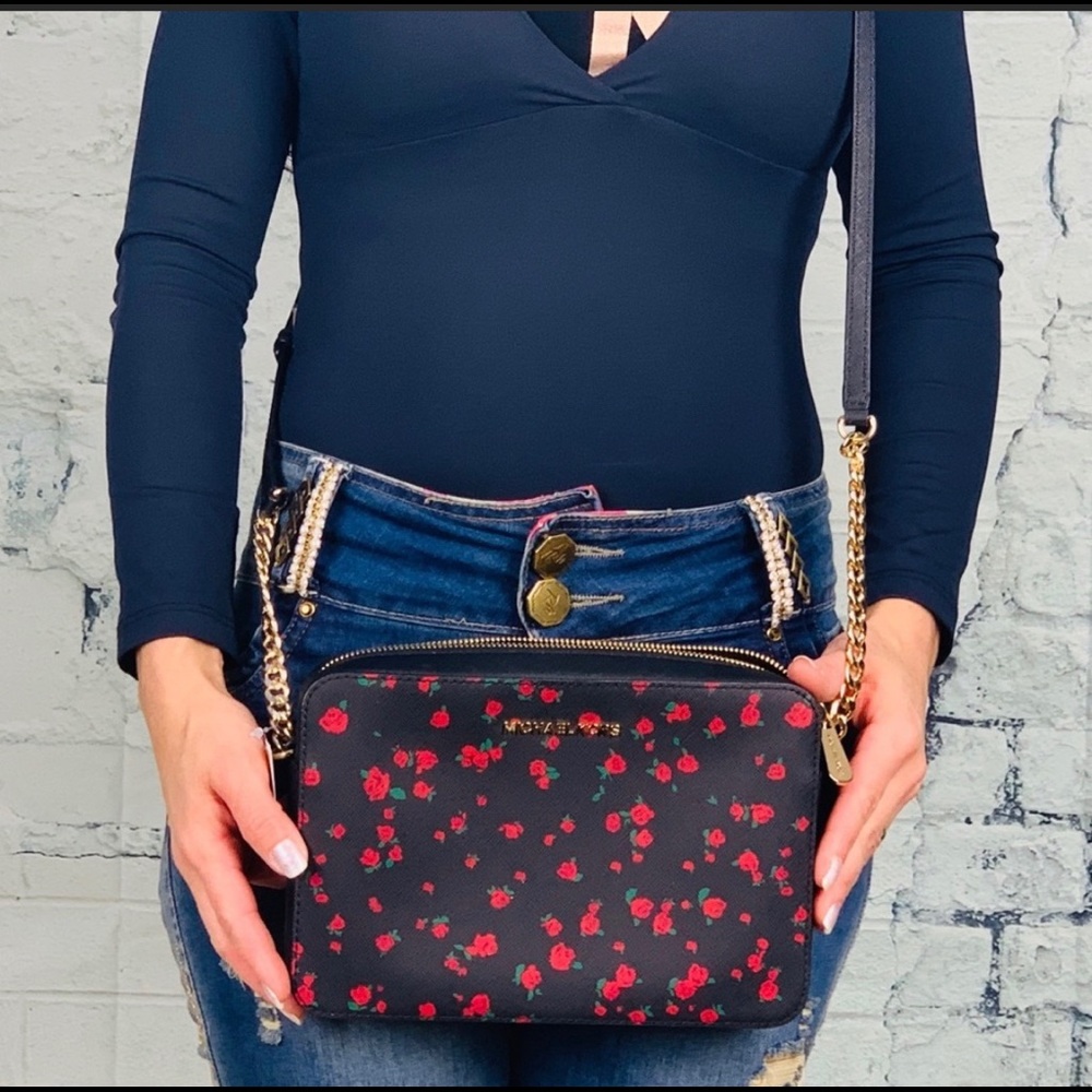 Nwt Michael Kors Jet Set item messenger crossbody - Picture 3 of 8